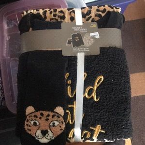 Women’s pajama and sock set